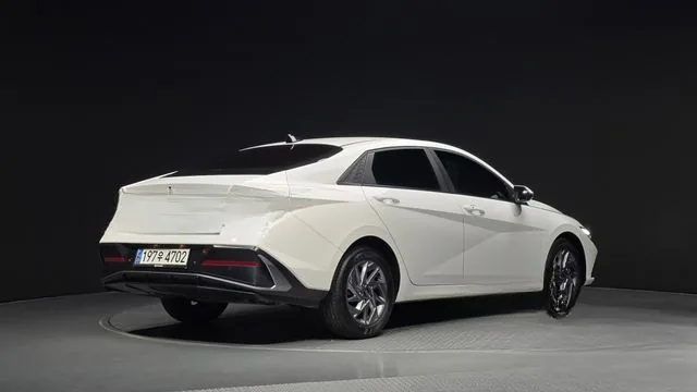 Hyundai Avante 2024 Modern