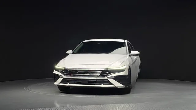 Hyundai Avante 2024 Modern