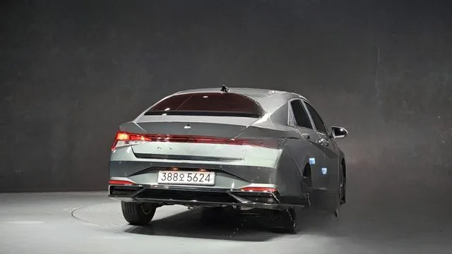 Hyundai Avante 2021 1.6 Modern