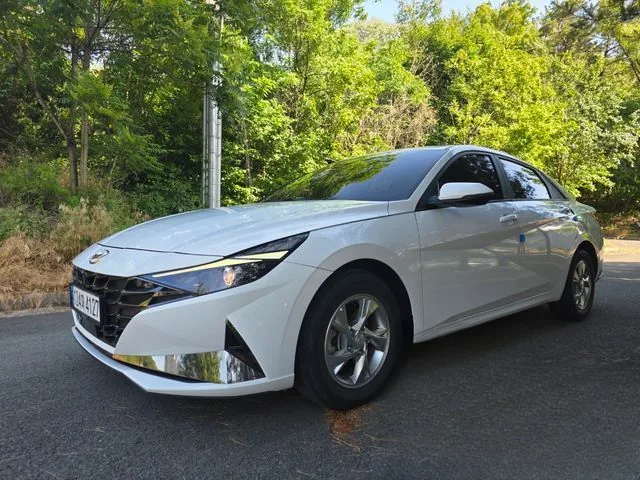 Hyundai Avante 2022 1.6 Modern