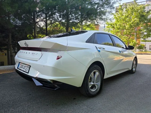 Hyundai Avante 2022 1.6 Modern