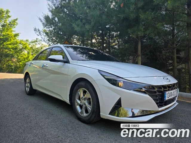 Hyundai Avante 2022 1.6 Modern