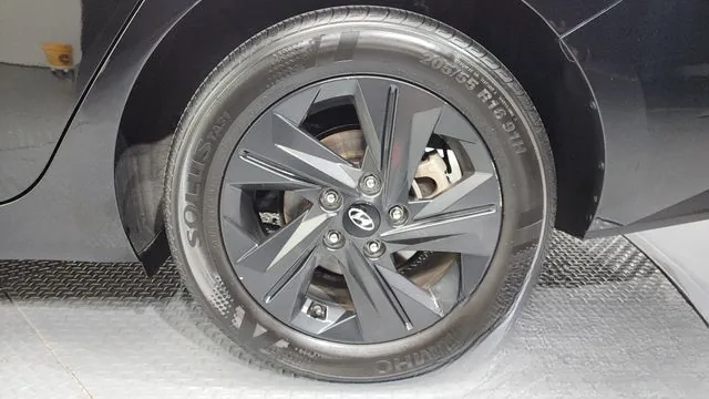 Hyundai Avante 2023 1.6 Modern