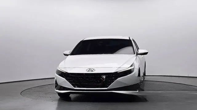 Hyundai Avante 2023 Smart