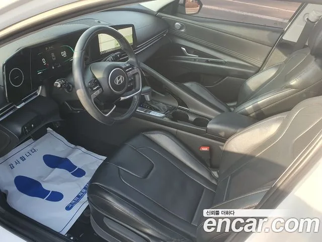Hyundai Avante 2024 1.6 Modern