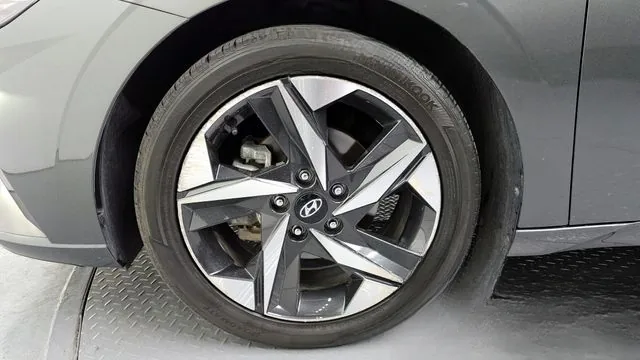 Hyundai Avante 2023 1.6 Inspiration