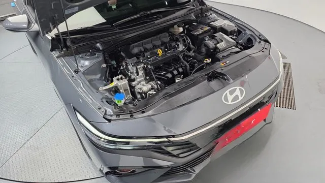 Hyundai Avante 2024 1.6 Modern