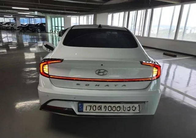 Hyundai Sonata 2023 2.0 LPG(rental car) Premium