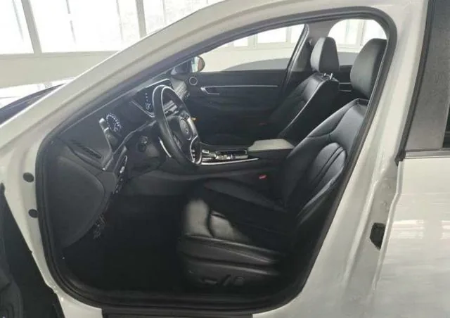 Hyundai Sonata 2023 2.0 LPG(rental car) Premium
