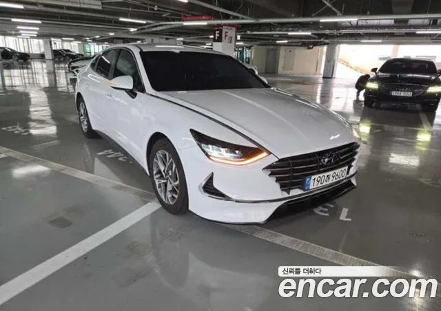 Hyundai Sonata 2023 2.0 LPG(rental car) Premium