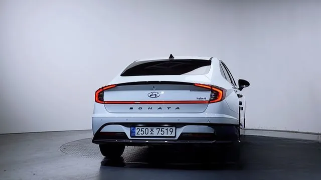 Hyundai Sonata 2023 Premium Plus