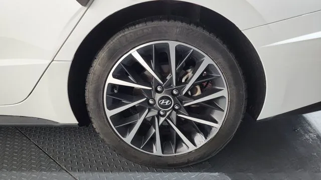 Hyundai Sonata 2023 Premium Plus