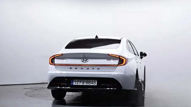 Hyundai Sonata 2023 2.0 Premium Plus