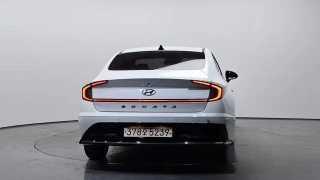 Hyundai Sonata 2022 2.0 Modern