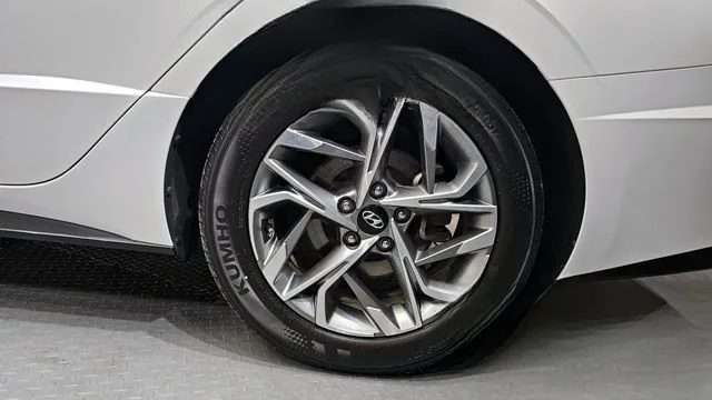 Hyundai Sonata 2022 2.0 Modern