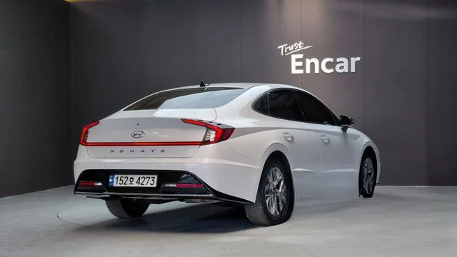 Hyundai Sonata 2022 2.0 Modern