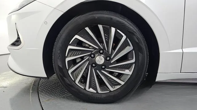 Hyundai Sonata 2022 Premium Plus