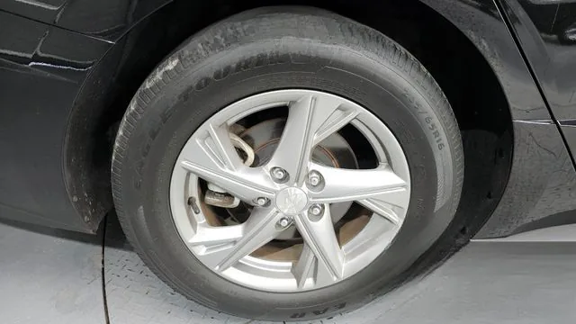 Hyundai Sonata 2022 2.0 LPG(rental car) Smart