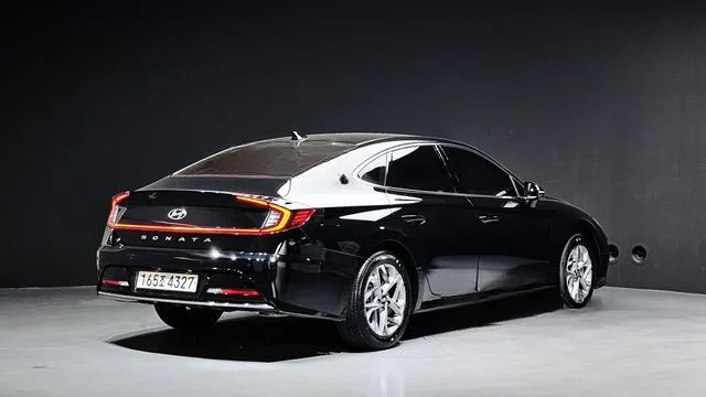 Hyundai Sonata 2023 2.0 Premium Plus