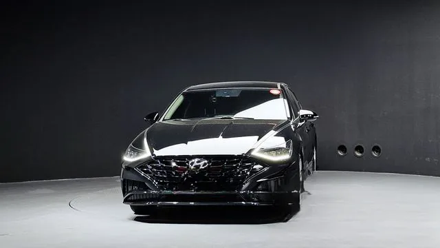 Hyundai Sonata 2023 2.0 Premium Plus
