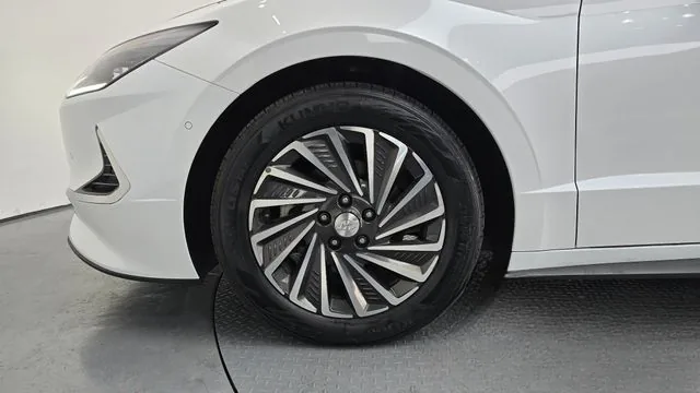 Hyundai Sonata 2022 Premium Plus