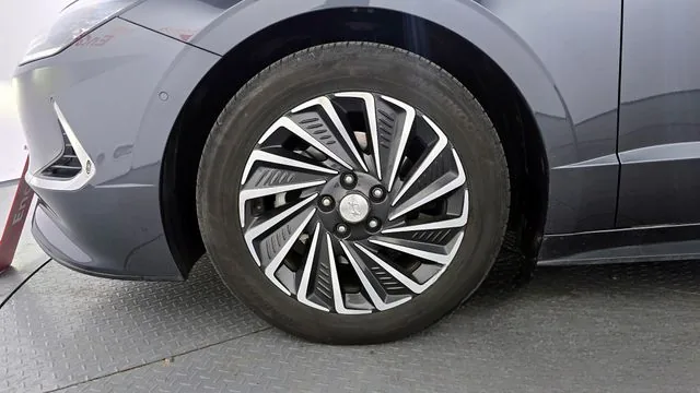 Hyundai Sonata 2022 Premium Plus