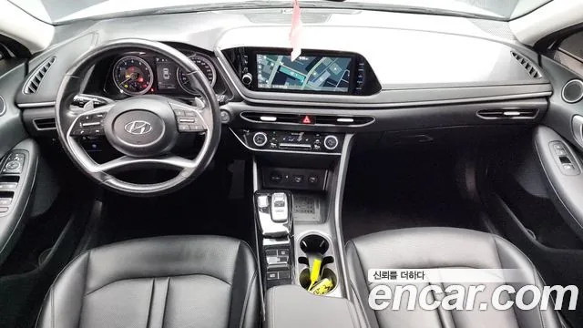 Hyundai Sonata 2022 2.0 Modern