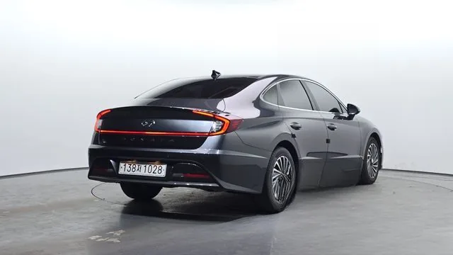 Hyundai Sonata 2022 Premium Plus