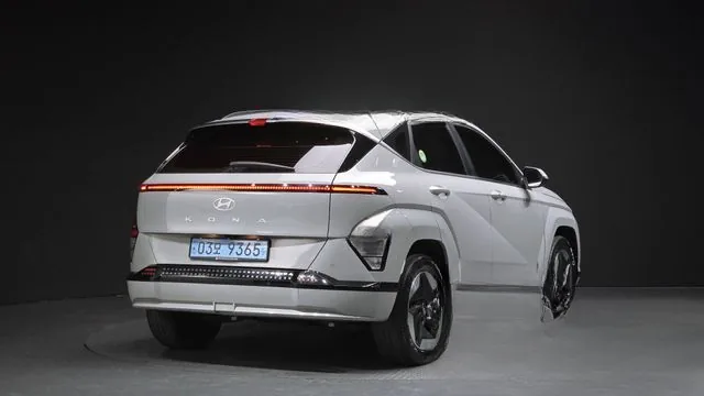 Hyundai Kona 2023 Long Range Premium
