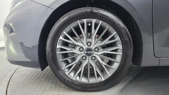 Kia K3 2022 1.6 signature