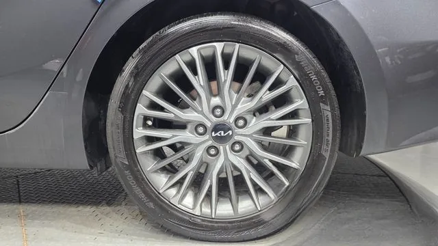 Kia K3 2022 1.6 signature