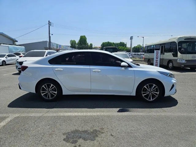 Kia K3 2022 1.6 Trendy