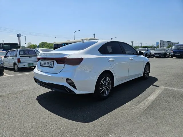 Kia K3 2022 1.6 Trendy