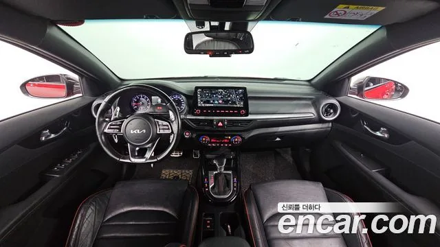Kia K3 2022 1.6 Turbo GT 5Door Signature