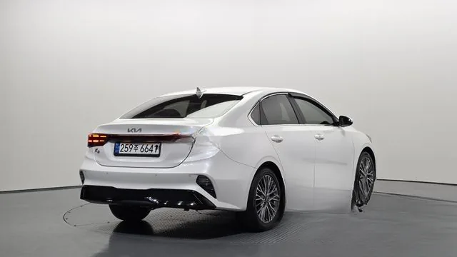 Kia K3 2022 1.6 Noblesse