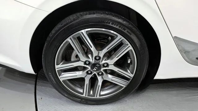 Kia K3 2021 Signature