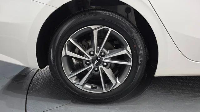 Kia K3 2023 1.6 Prestige