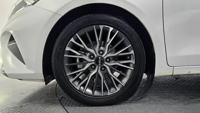 Kia K3 2022 1.6 signature