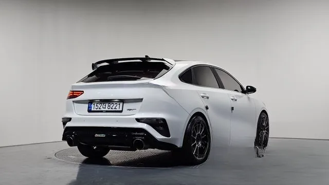 Kia K3 2022 1.6 Turbo GT 5Door Signature