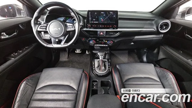Kia K3 2022 1.6 Turbo GT 5Door Signature