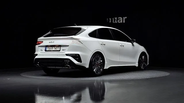 Kia K3 2023 1.6 Turbo GT 5Door Signature