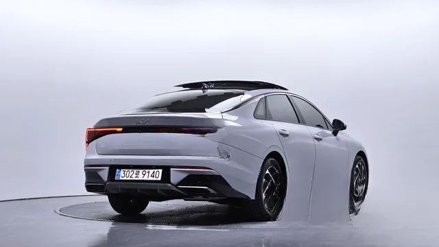 Kia K5 2024 Signature