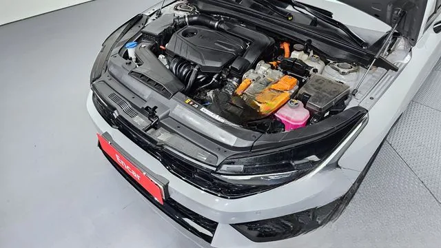 Kia K5 2024 Signature