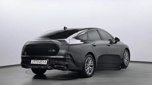 Kia K5 2022 Signature
