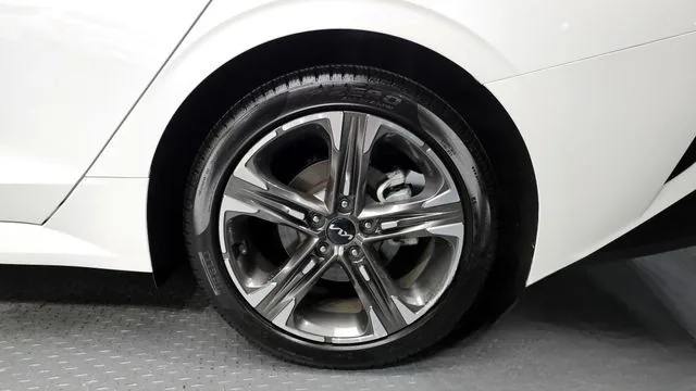 Kia K5 2022 2.0 Noblesse