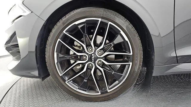 Kia K5 2023 1.6 Turbo Prestige