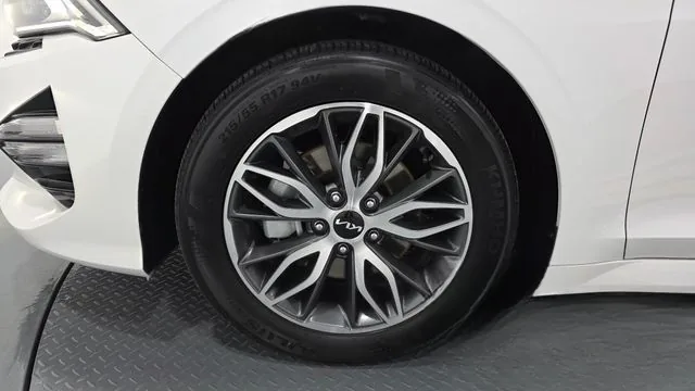 Kia K5 2023 2.0 Prestige