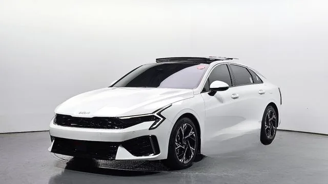 Kia K5 2024 2.0 LPi Signature