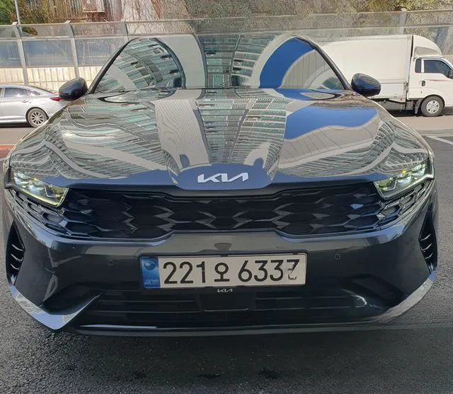Kia K5 2023 Signature