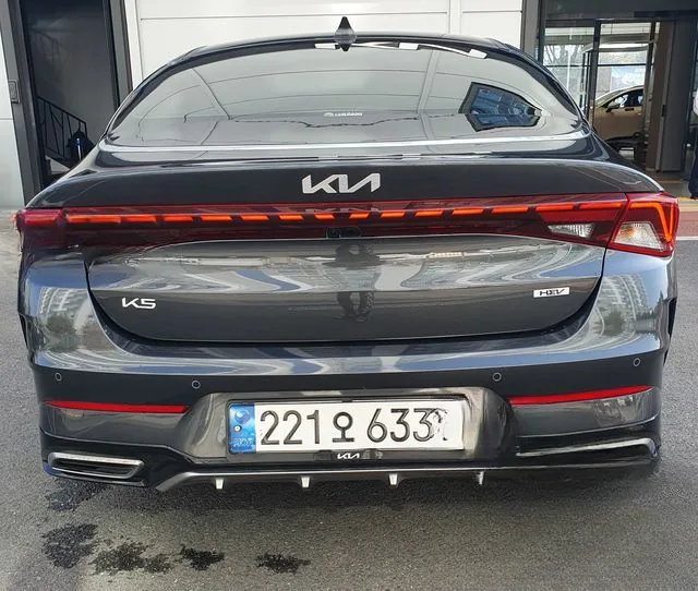 Kia K5 2023 Signature